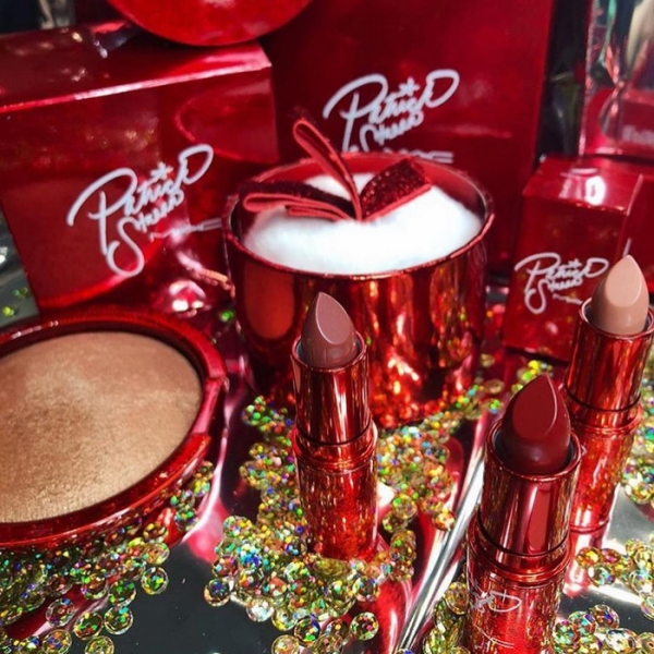 Рождественская коллекция макияжа MAC x Patrick Starrr Sleigh Ride Makeup Collection Holiday 2018: живые фото и свотчи коллекции