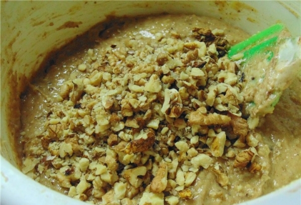Пирог с орехами